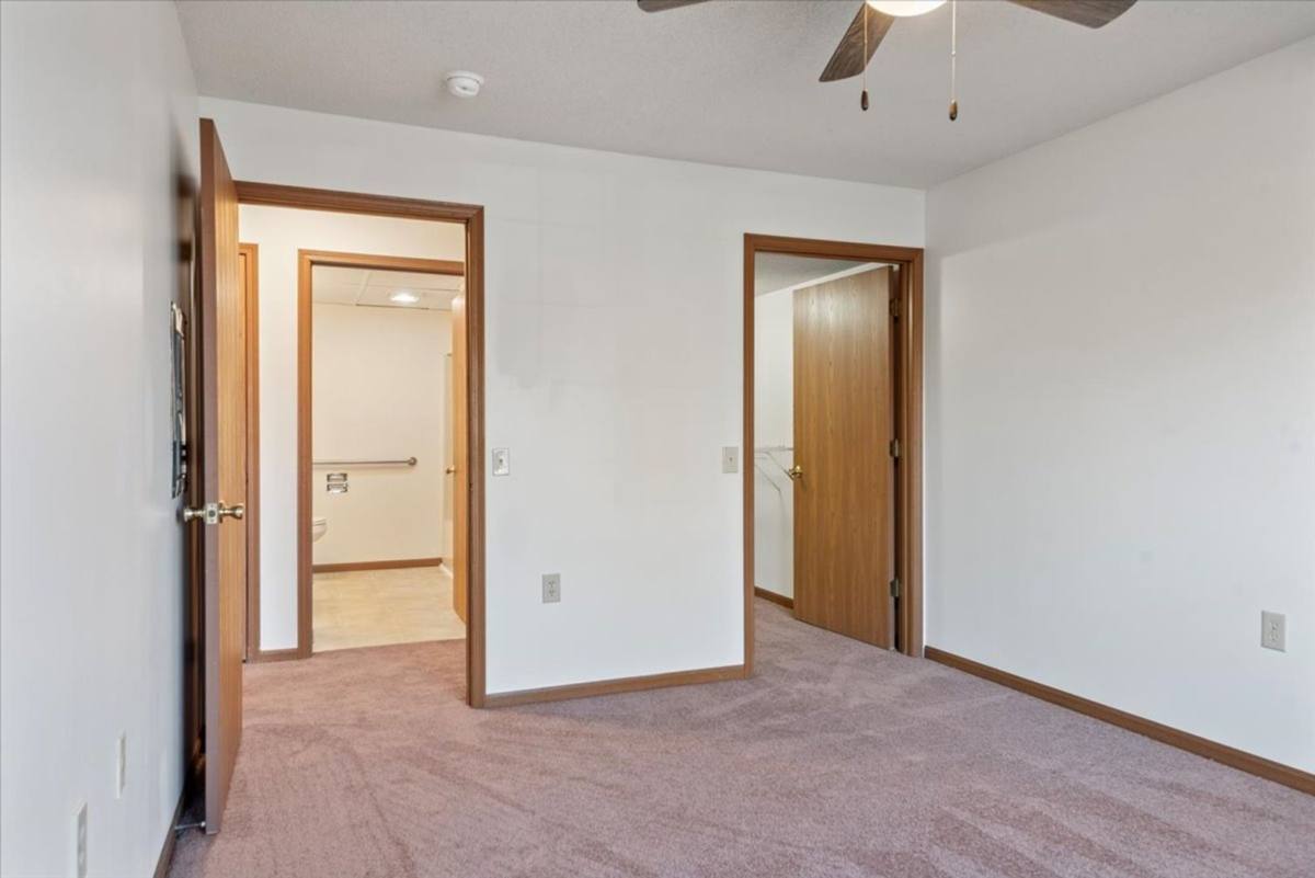 Apartment for rent at 400-424 S Durkin Dr, Springfield, IL 62704