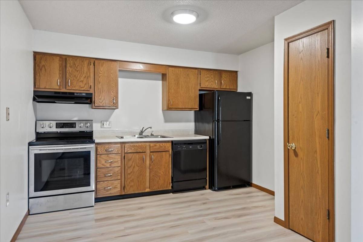 Apartment for rent at 400-424 S Durkin Dr, Springfield, IL 62704