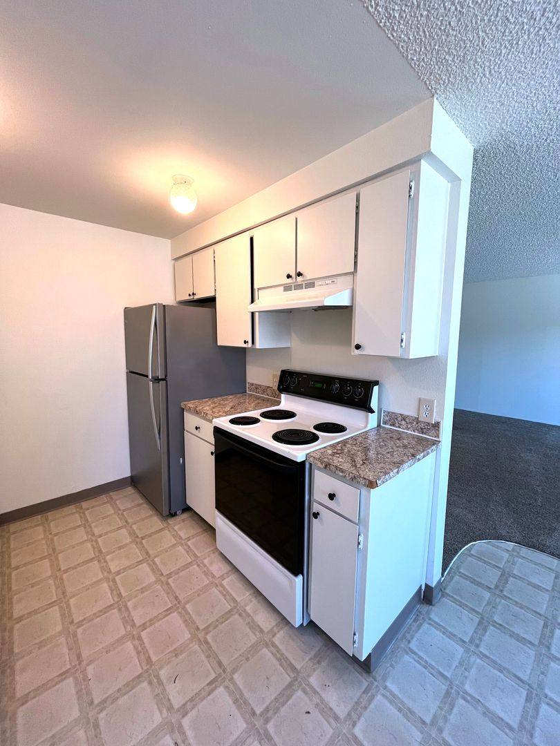 Apartment for rent at 1920 Alabama St, Bellingham, WA 98229