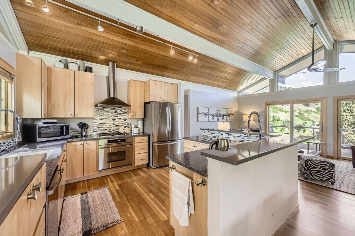 House for rent at 389 S Cedar Brook Rd, Boulder, CO 80304