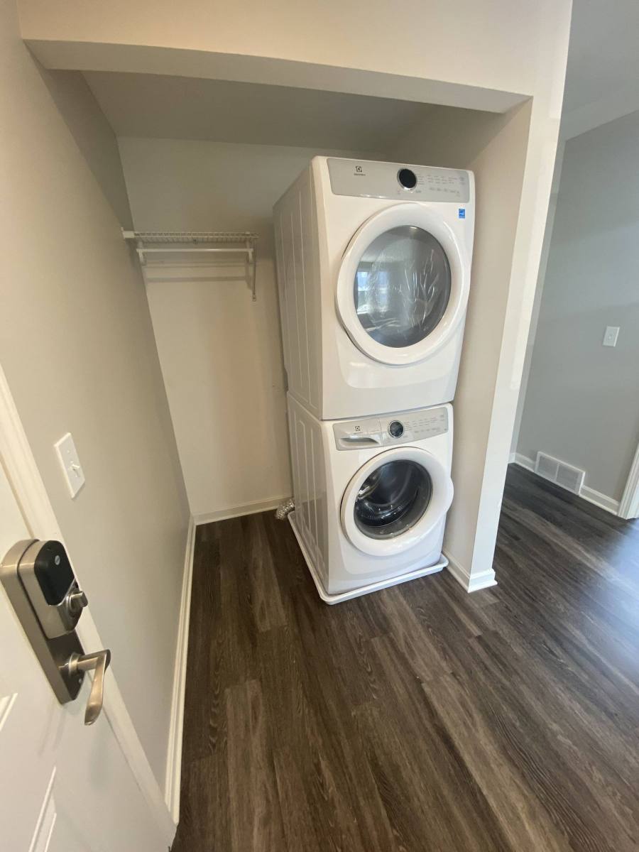 Apartment for rent at 441 Yates St, Albany, NY 12208