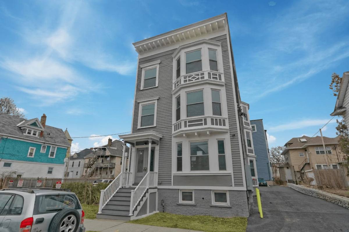 Apartment for rent at 441 Yates St, Albany, NY 12208