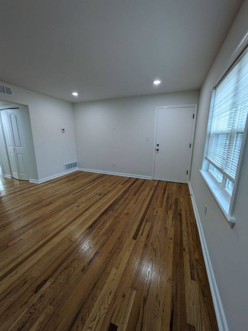 Apartment for rent at 6401 Brookside Rd, Kansas City, MO 64113