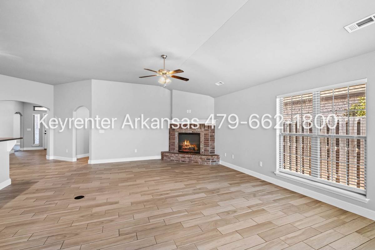 House for rent at 761 Melrose Place, Bentonville, AR 72712