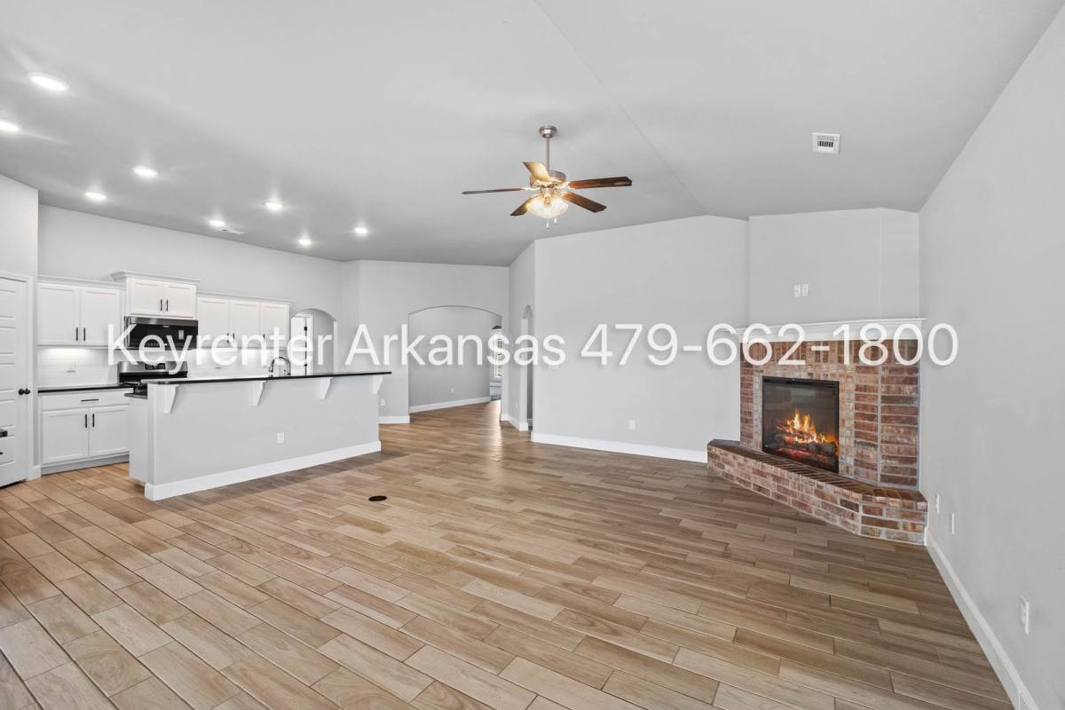 House for rent at 761 Melrose Place, Bentonville, AR 72712