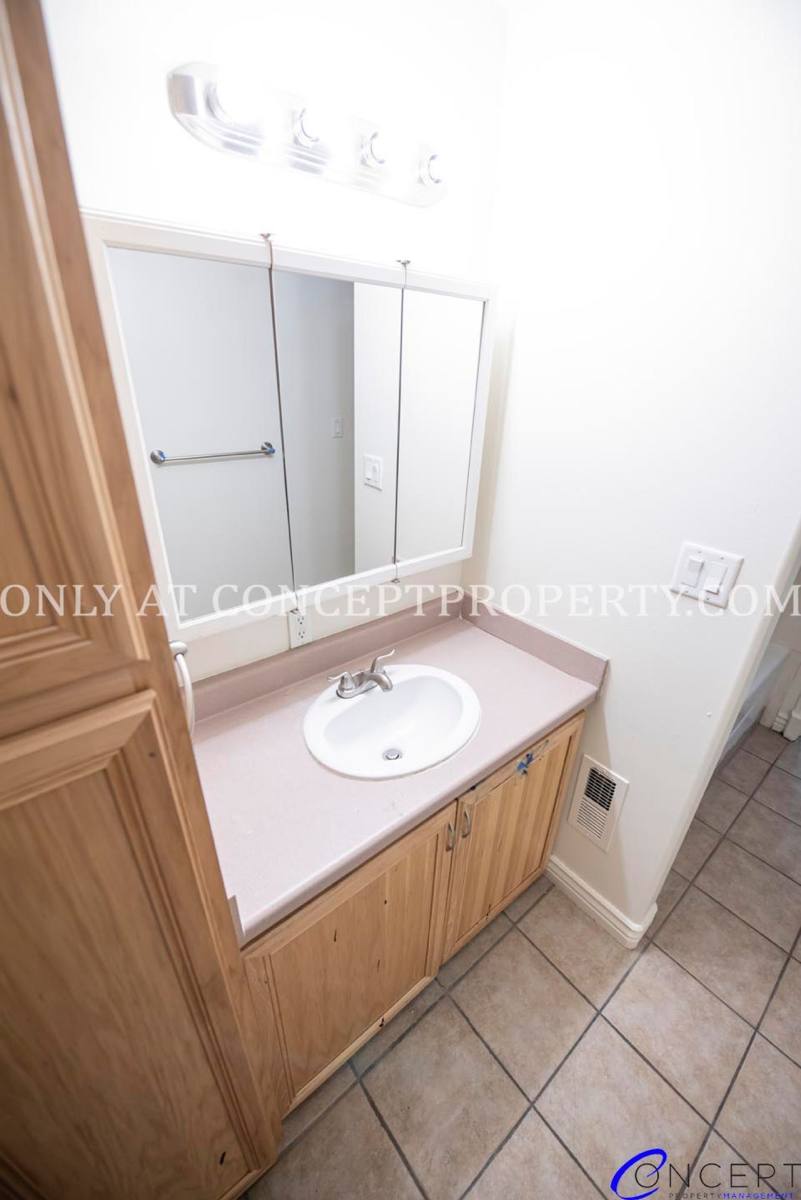 Apartment for rent at 761 N 235 E, Orem, UT 84057