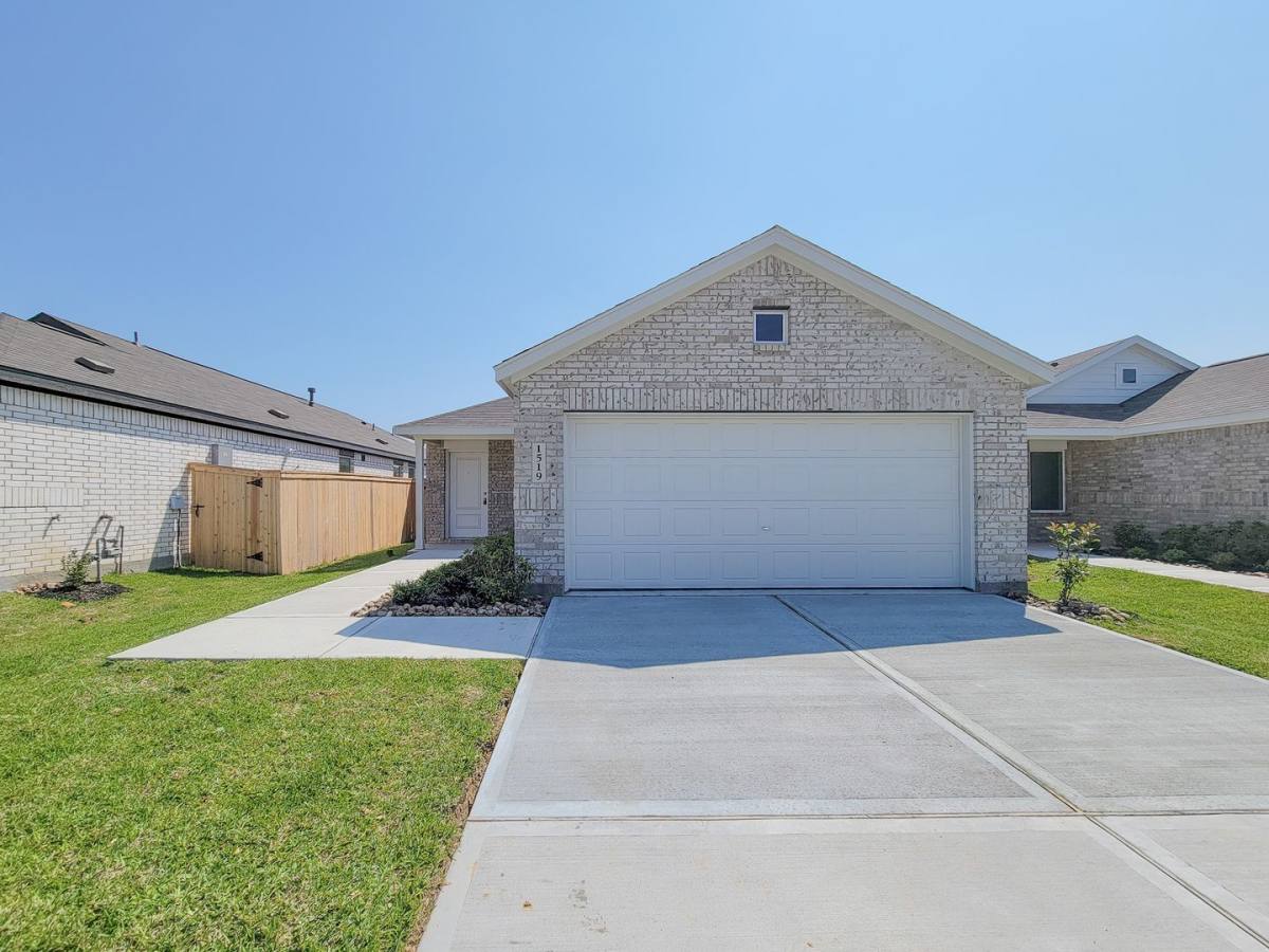 House for rent at 1519 Gardenia Blossom Lane, Crosby, TX 77532
