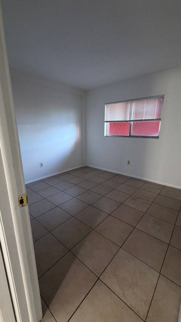 Apartment for rent at 4009 SE 11th Ave, Cape Coral, FL 33904