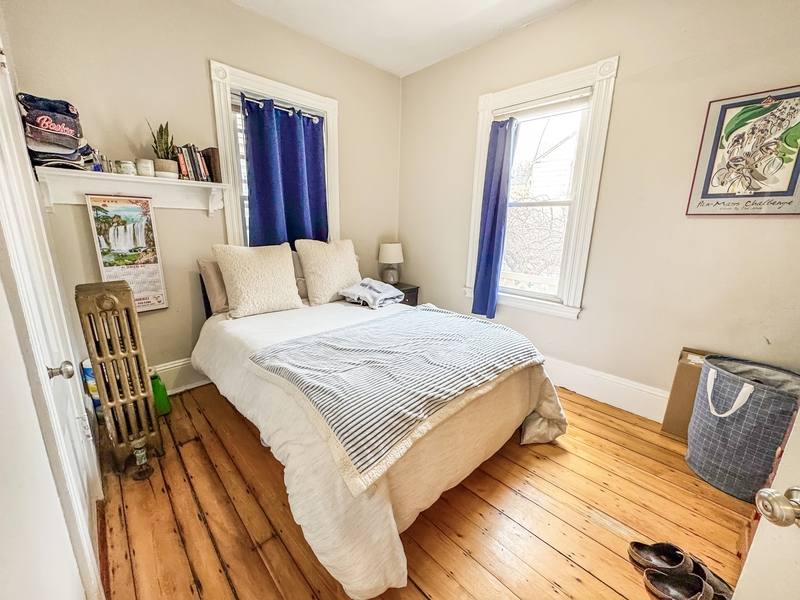 Apartment for rent at 107 Columbia St #1, Cambridge, MA 02139