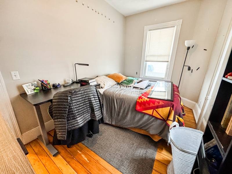 Apartment for rent at 107 Columbia St #1, Cambridge, MA 02139