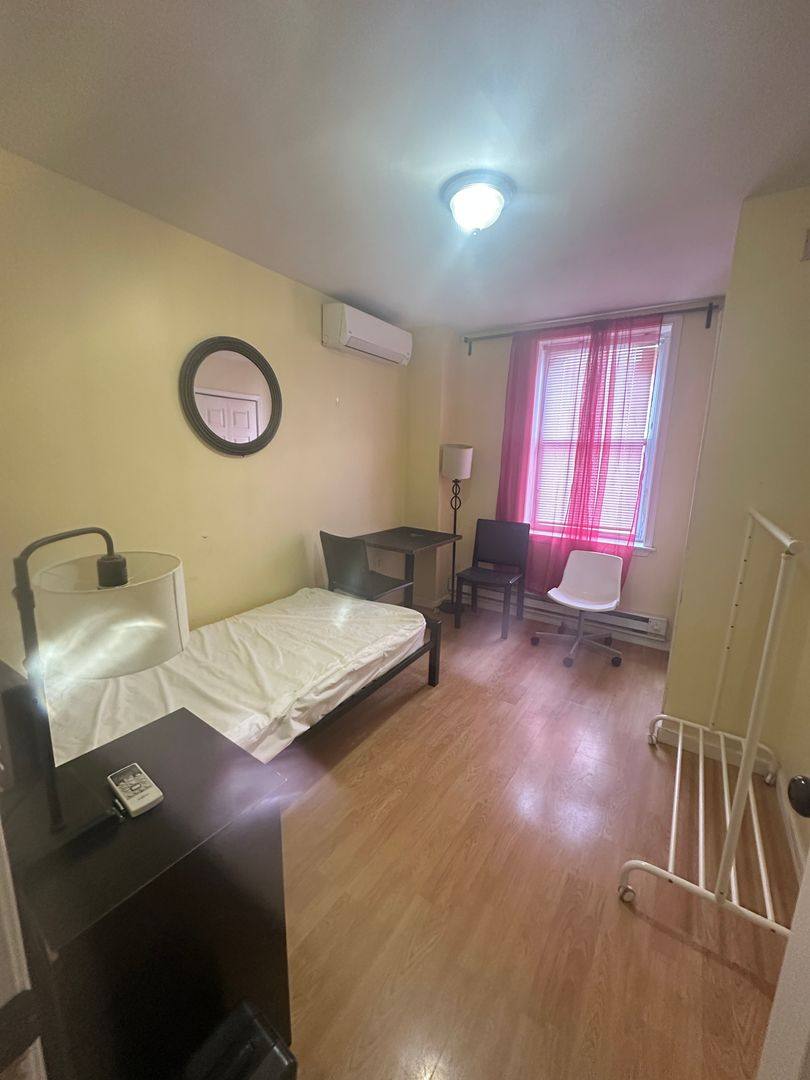 Apartment for rent at 4047 Market St, Philadelphia, PA 19104