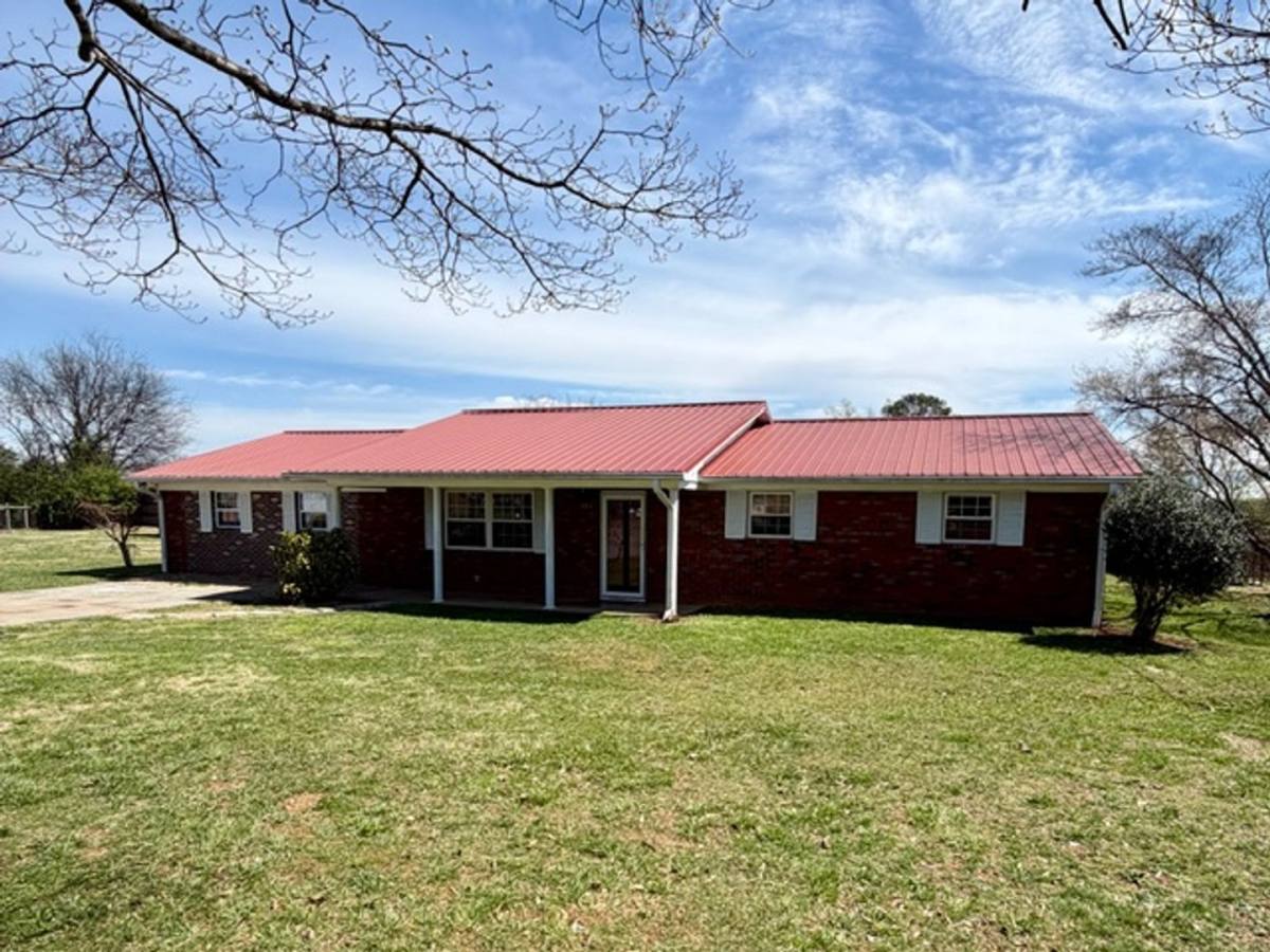 House for rent at 122 Colonial Circle, Seymour, TN 37865