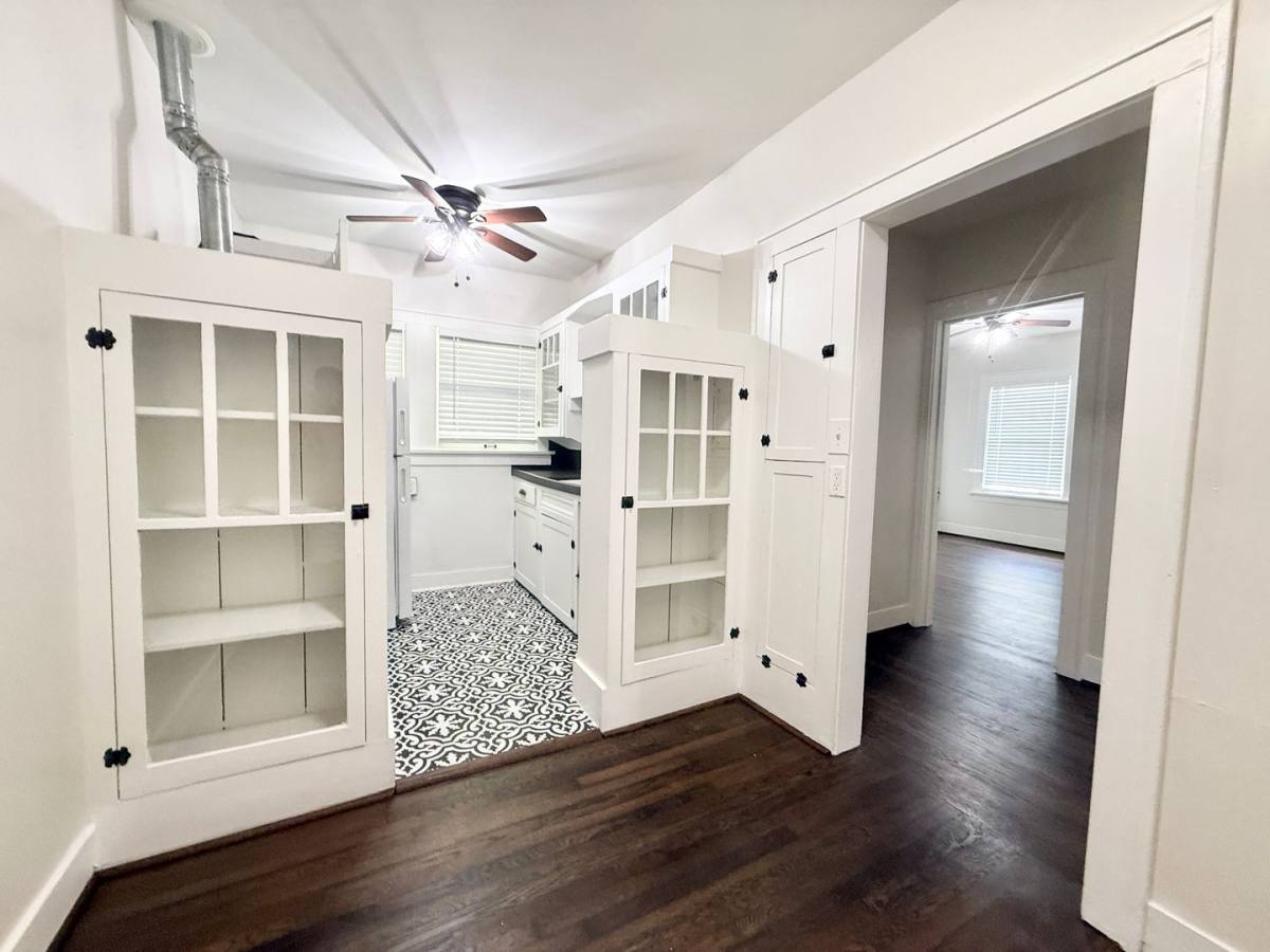 Apartment for rent at 1126-1136 Berthea St, Houston, TX 77006