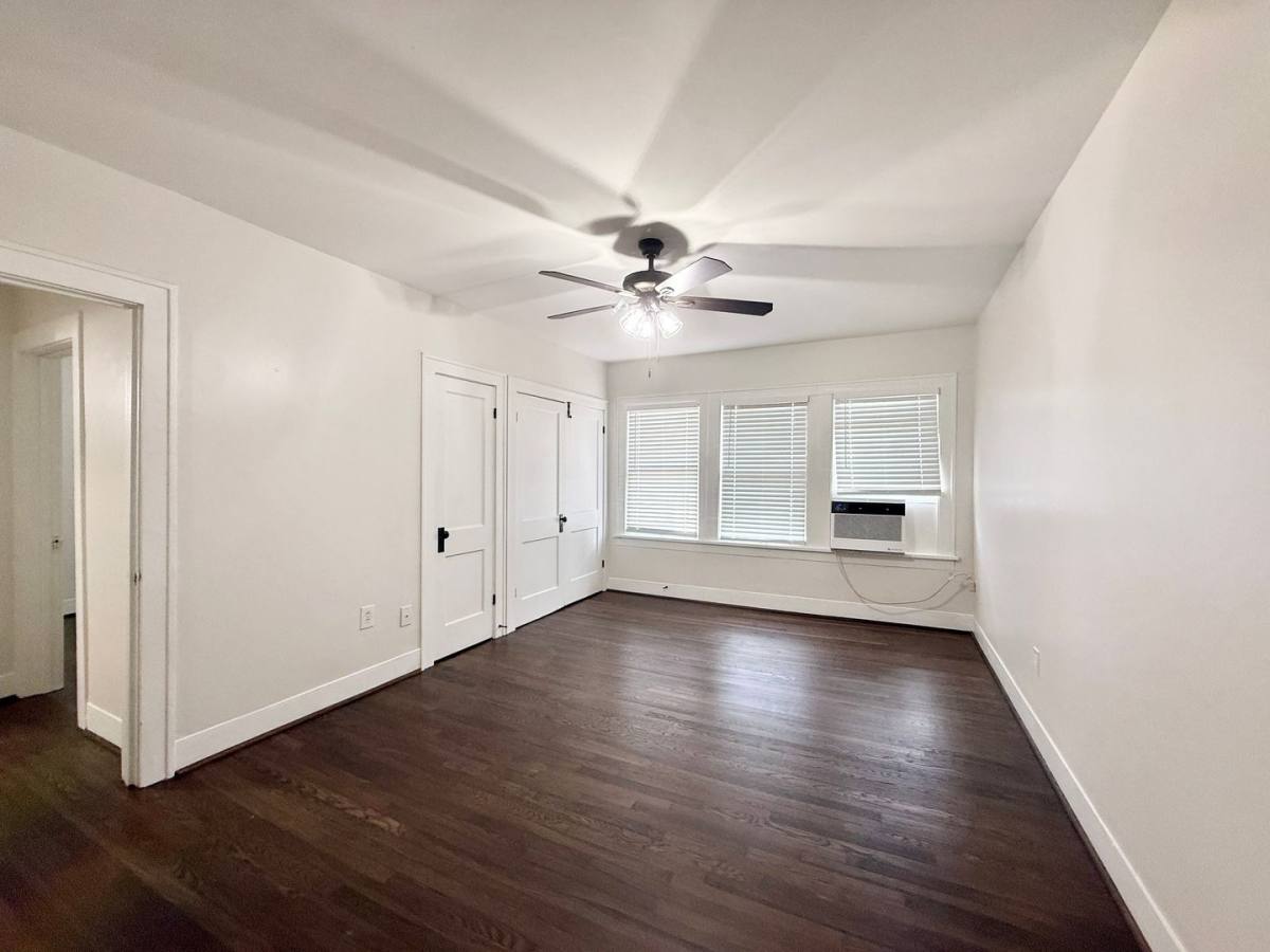 Apartment for rent at 1126-1136 Berthea St, Houston, TX 77006