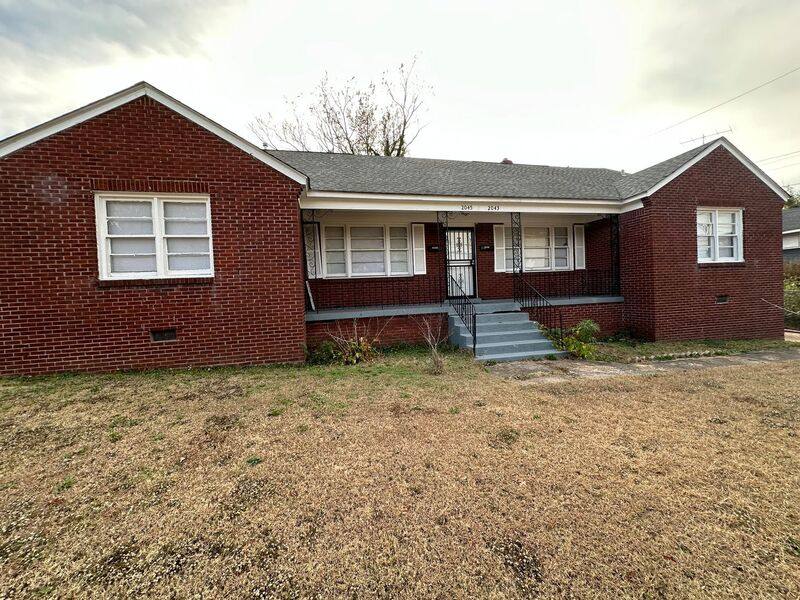 House for rent at 2045 Lamar Ave, Memphis, TN 38114