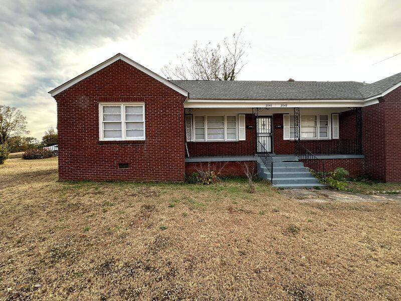 House for rent at 2045 Lamar Ave, Memphis, TN 38114