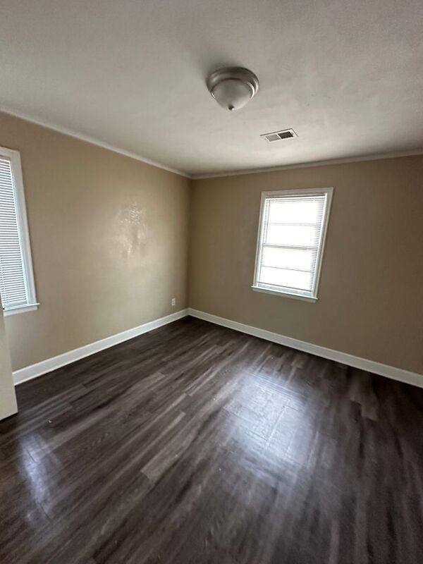 House for rent at 2045 Lamar Ave, Memphis, TN 38114