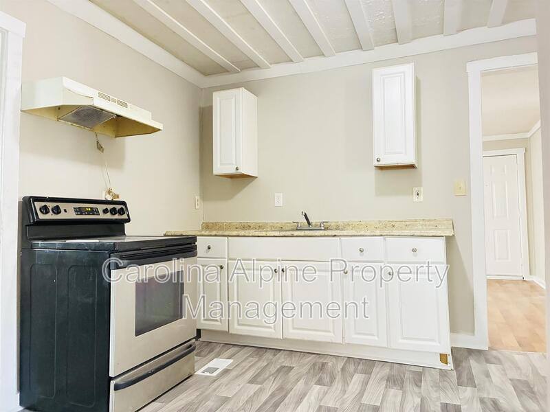 House for rent at 1110 Sykes St, Gastonia, NC 28052