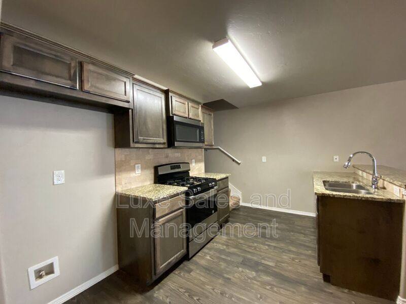 House for rent at 2149 Buena Vida Lane, Edmond, OK 73013