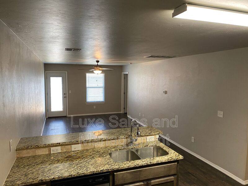 House for rent at 2149 Buena Vida Lane, Edmond, OK 73013