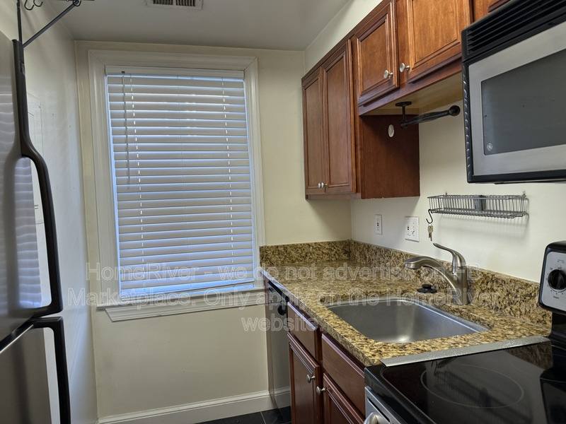 Condo for rent at 722 S Washington St #104, Alexandria, VA 22314