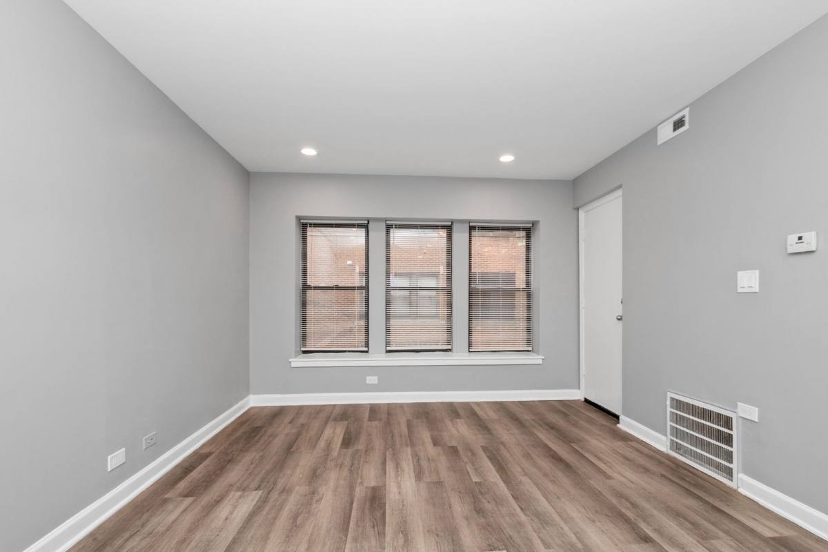 Apartment for rent at 6235-45 S Martin Luther King Dr, Chicago, IL 60637