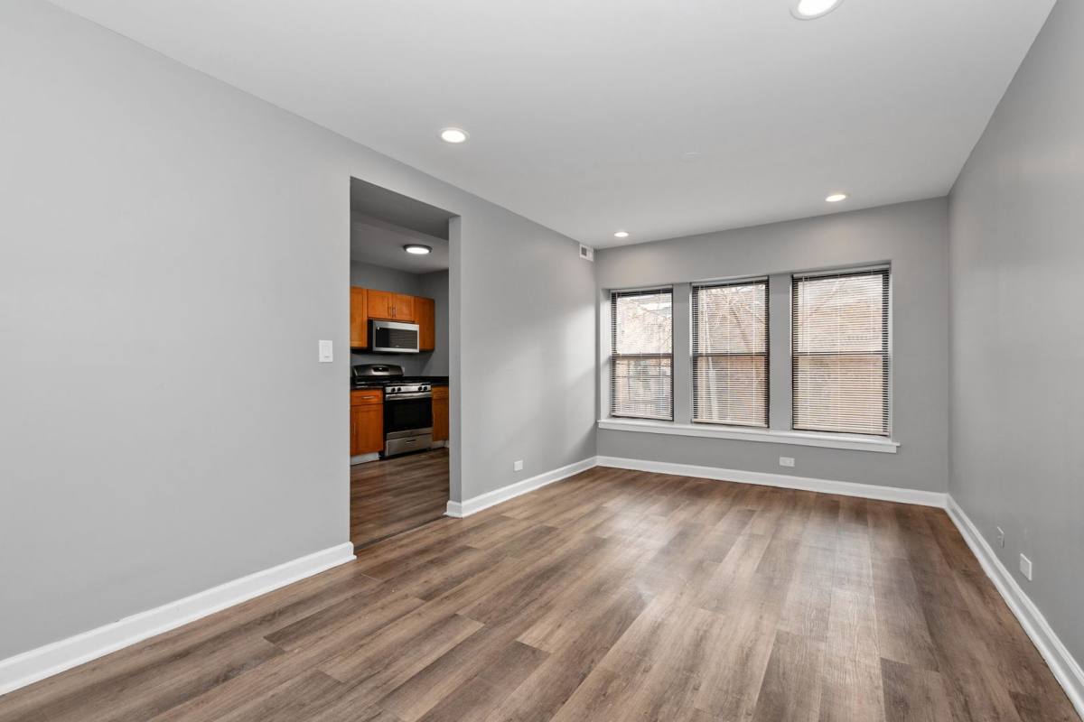 Apartment for rent at 6235-45 S Martin Luther King Dr, Chicago, IL 60637