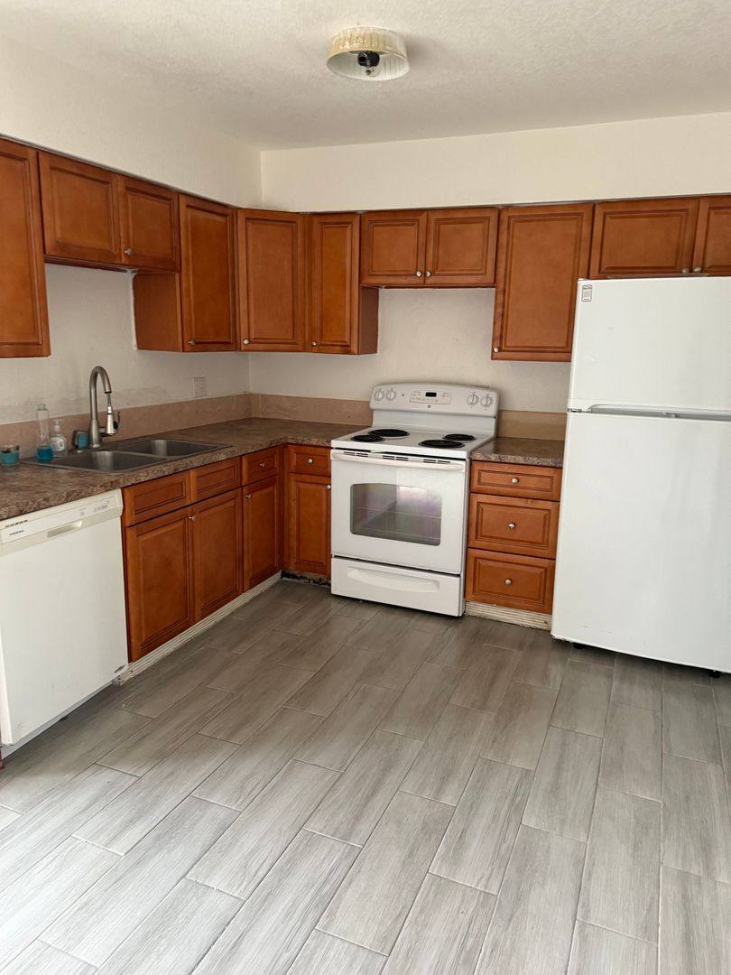 Townhouse for rent at 3977 Crayrich Circle #C-1, Orlando, FL 32839