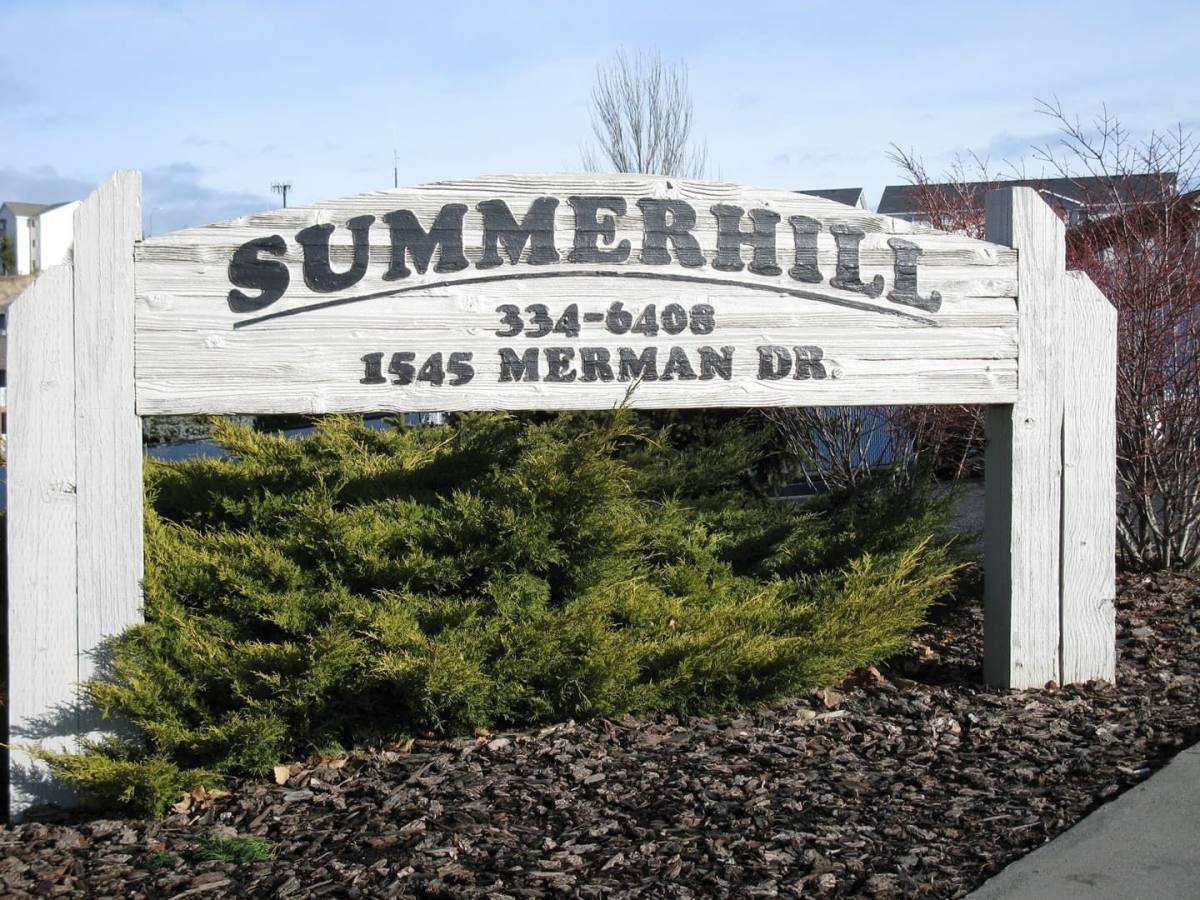Apartment for rent at 1545 NE Merman Dr, Pullman, WA 99163