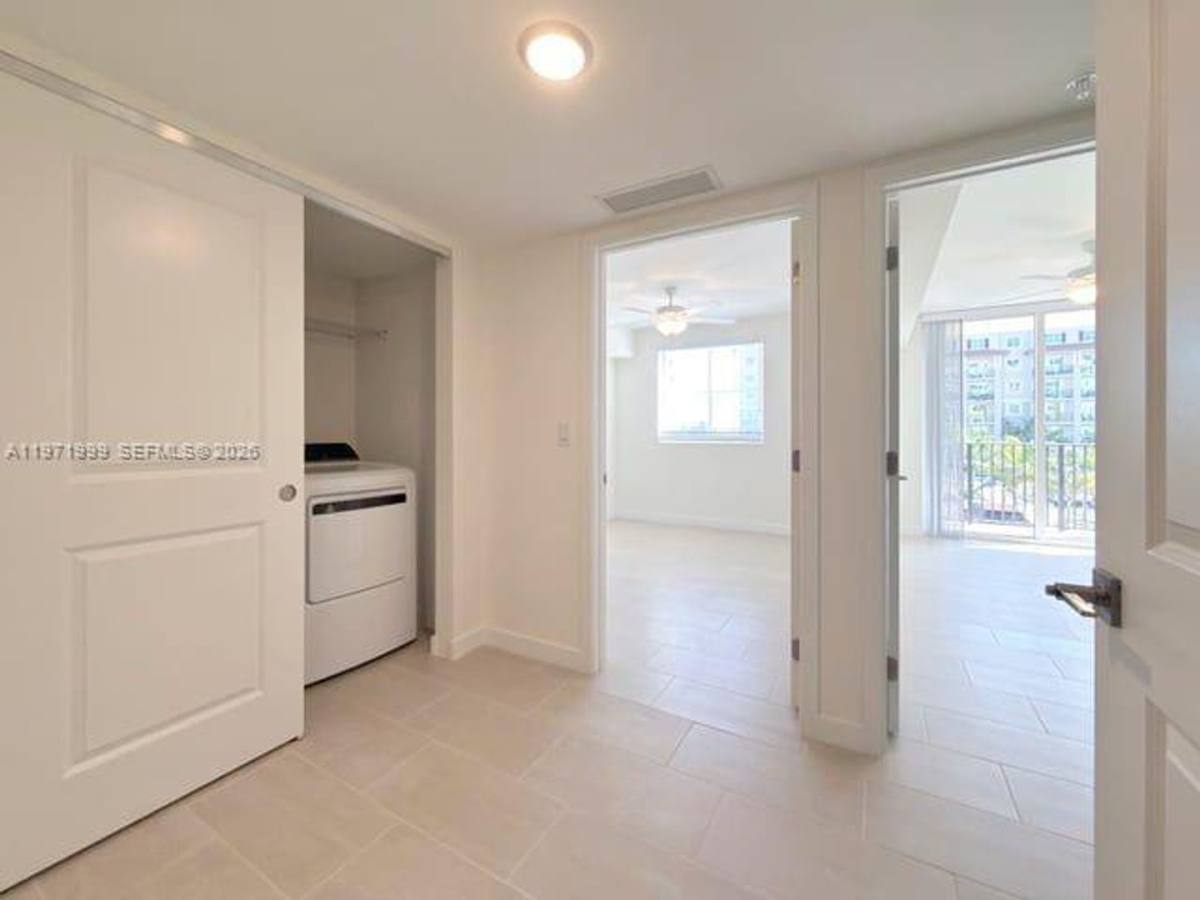 Apartment for rent at 11239 NW 4th Terrace #612, Miami, FL 33172
