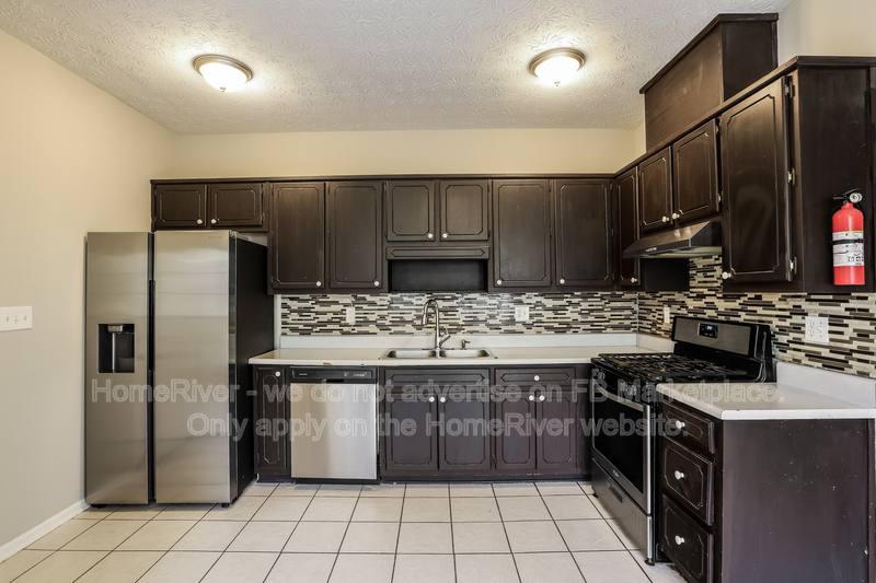 House for rent at 11647 Matthews Trail, Hampton, GA 30228