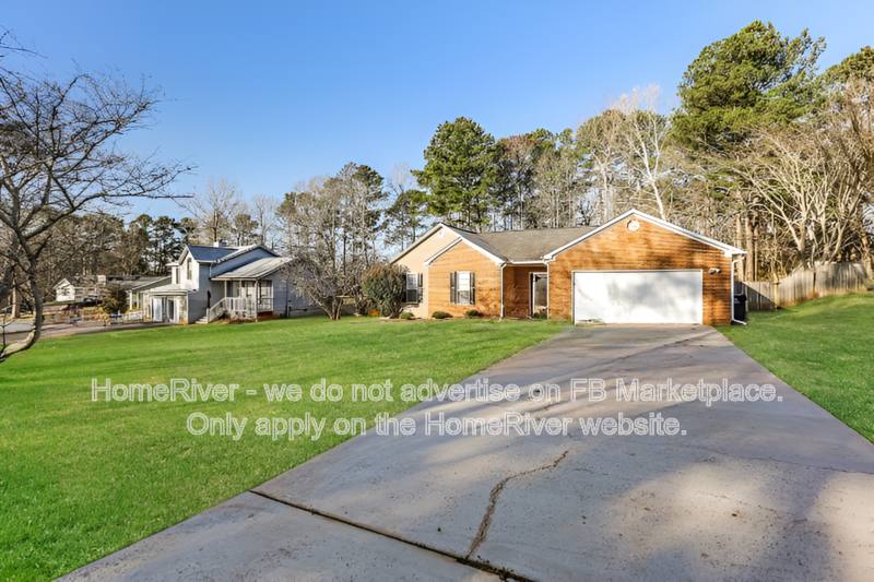 House for rent at 11647 Matthews Trail, Hampton, GA 30228
