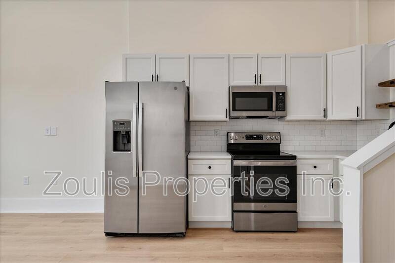 Apartment for rent at 631 S Broadway - 1 #302, Baltimore, MD 21231