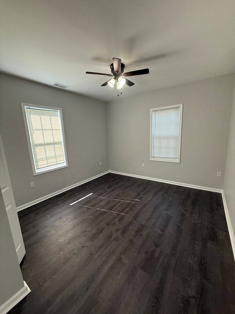 Apartment for rent at 1301 Indianola St, Bowling Green, KY 42101