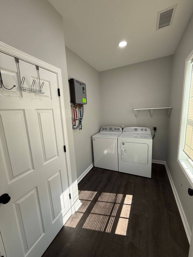 Apartment for rent at 1301 Indianola St, Bowling Green, KY 42101
