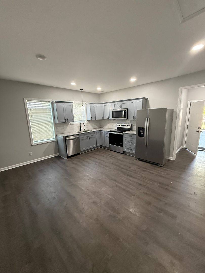 Apartment for rent at 1301 Indianola St, Bowling Green, KY 42101