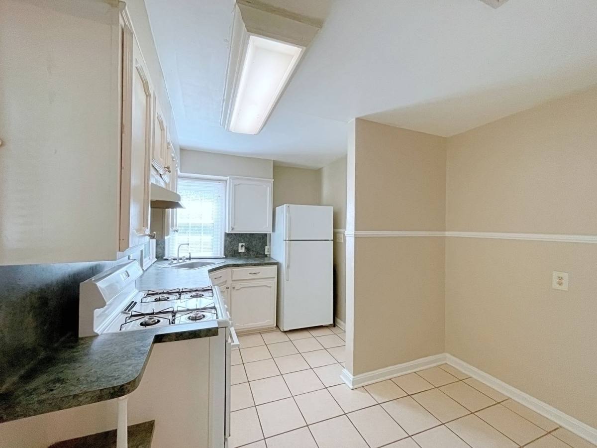 Condo for rent at 925 927 Rittiner Dr, Baton Rouge, LA 70806