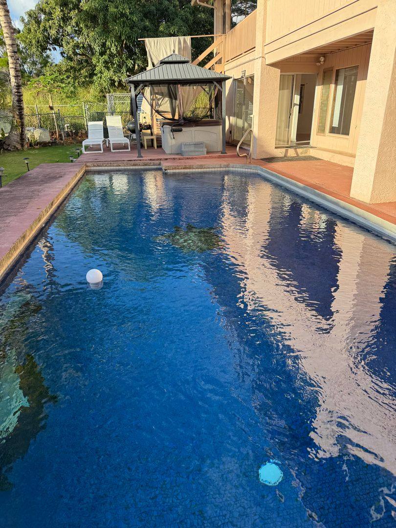 Townhouse for rent at 98-716 Naalii St, Aiea, HI 96701