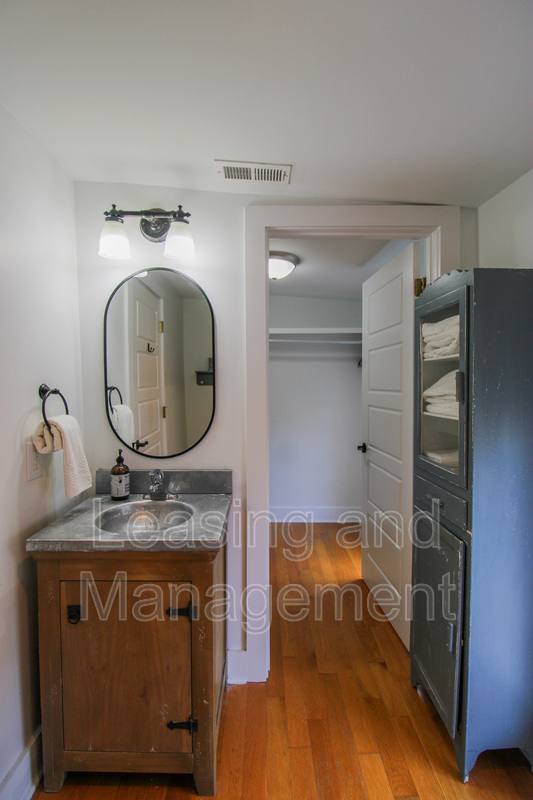 Apartment for rent at 52 Chapel St #B, Charleston, SC 29403