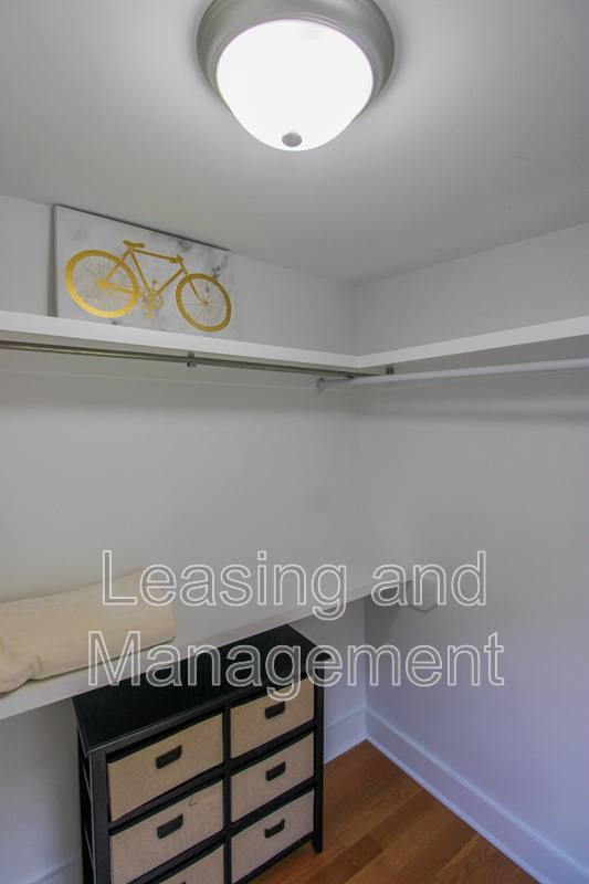 Apartment for rent at 52 Chapel St #B, Charleston, SC 29403