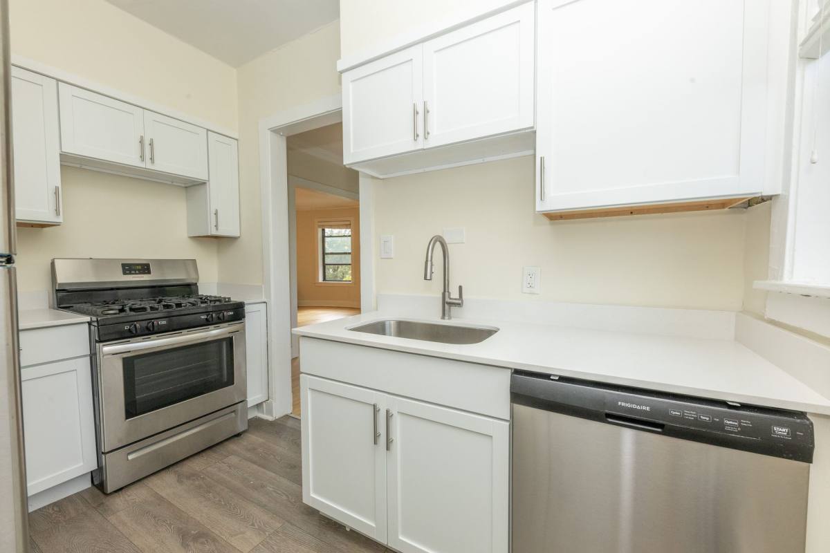Apartment for rent at 800-810 Michigan Ave, Evanston, IL 60202