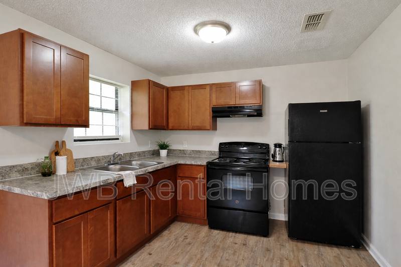 House for rent at 1567 Rutledge Ave, Jacksonville, FL 32208