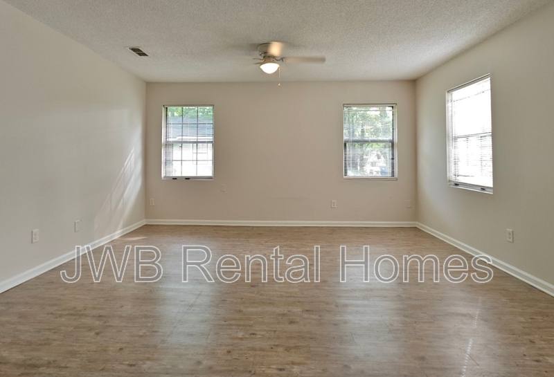House for rent at 1567 Rutledge Ave, Jacksonville, FL 32208