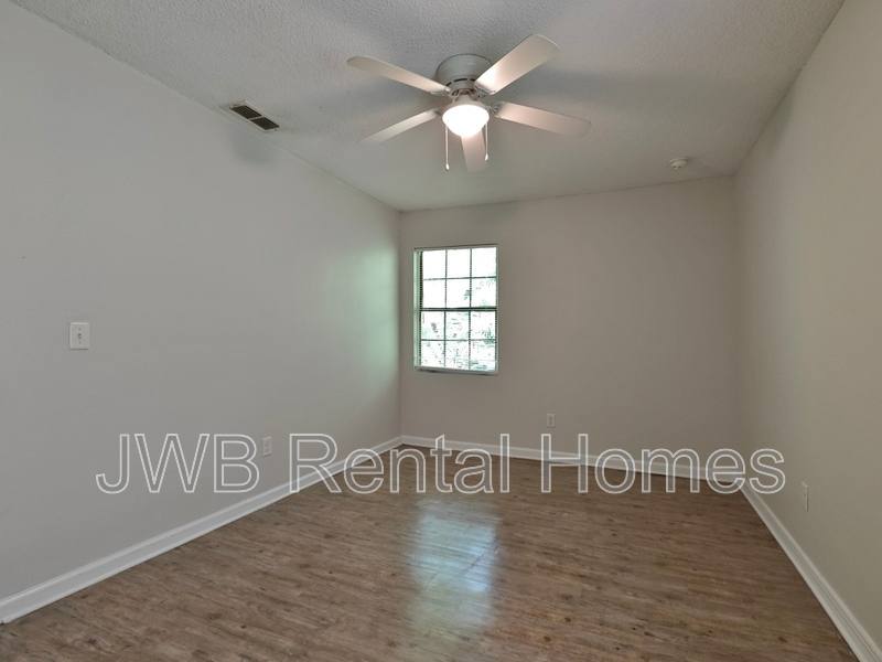 House for rent at 1567 Rutledge Ave, Jacksonville, FL 32208
