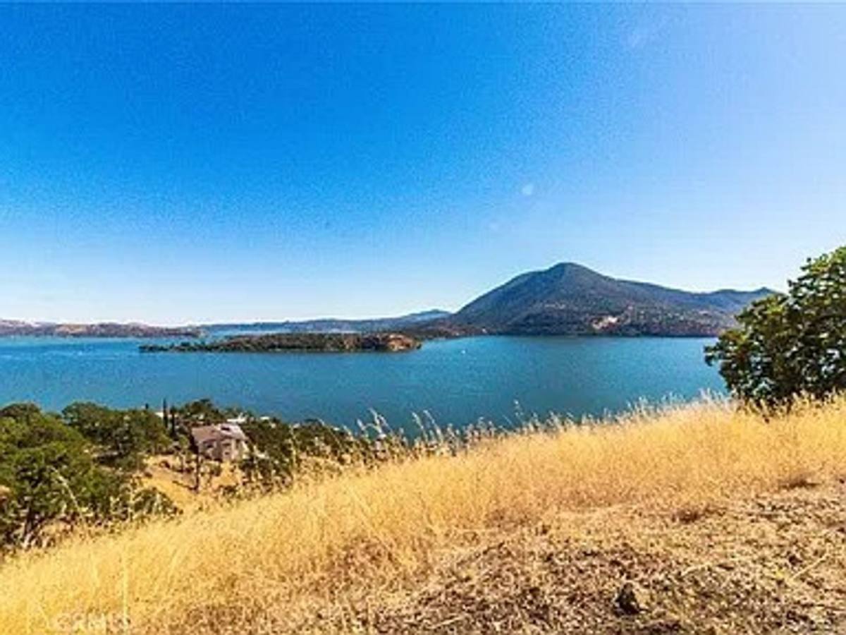 House for rent at 7618 Verna Way, Lucerne, CA 95458