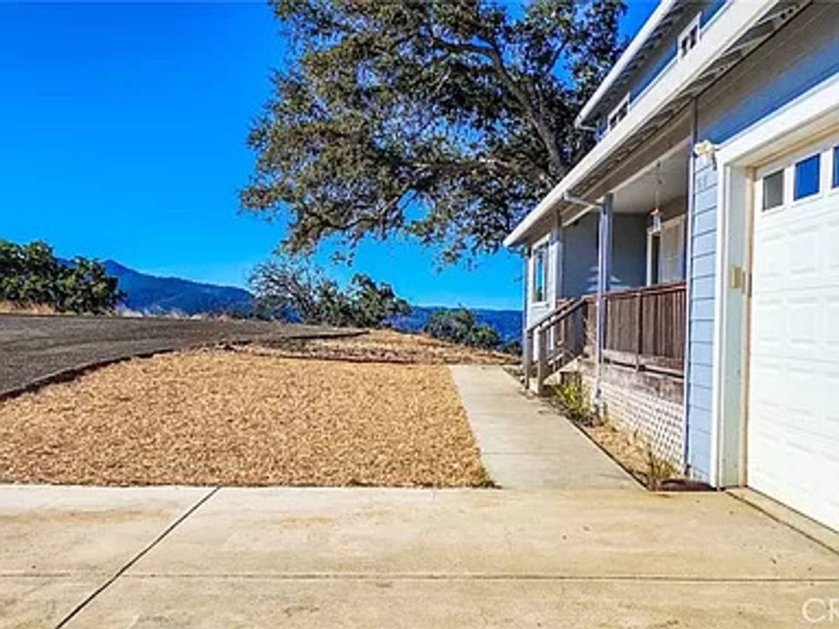 House for rent at 7618 Verna Way, Lucerne, CA 95458