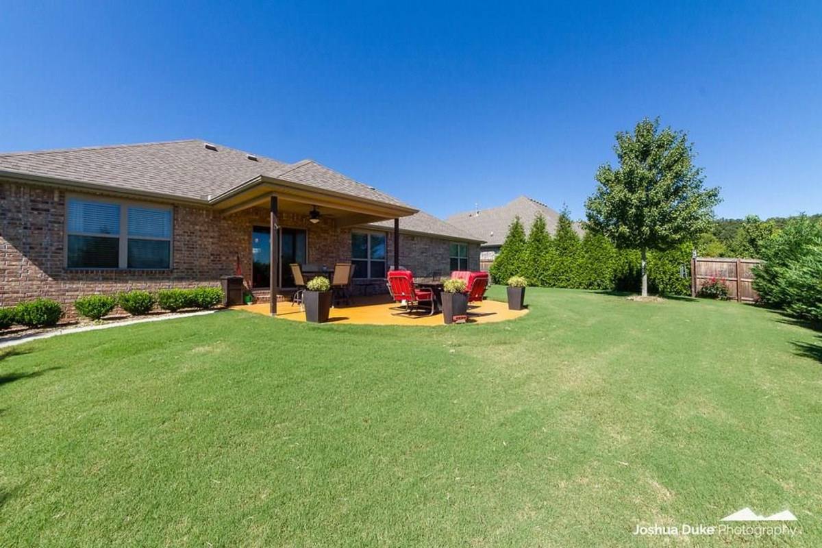 House for rent at 3252 N Bentley Ridge, Fayetteville, AR 72704