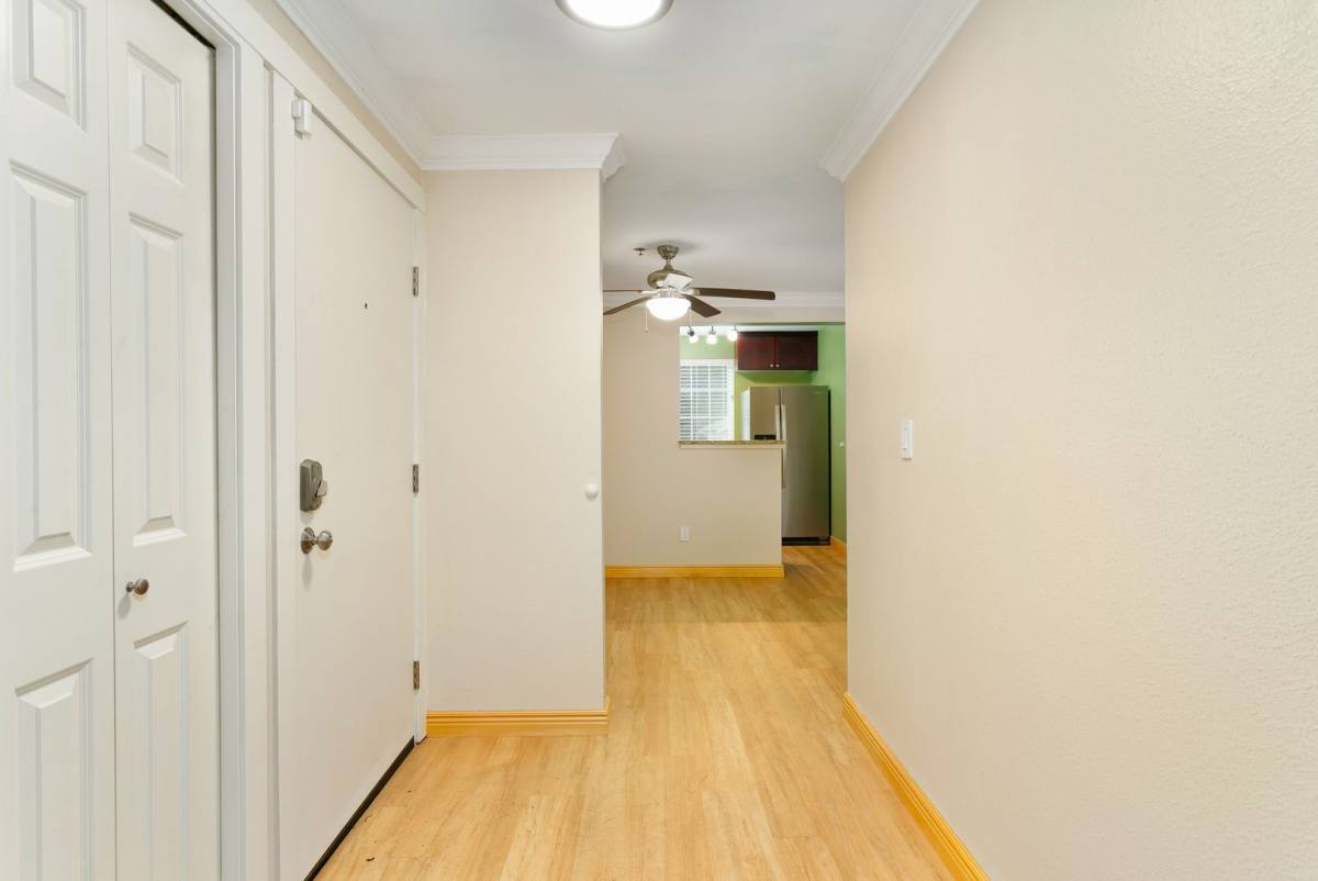 Condo for rent at 1839 S 286th Lane S101, Federal Way, WA 98003