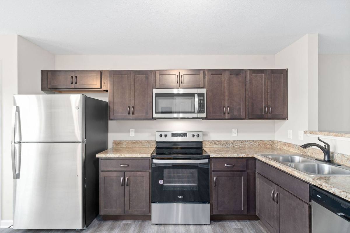 Apartment for rent at 931 Professional Park Dr, Clarksville, TN 37043