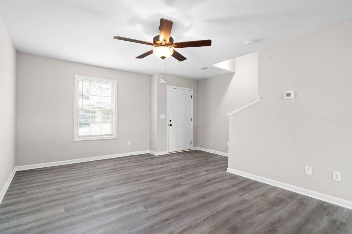Apartment for rent at 931 Professional Park Dr, Clarksville, TN 37043